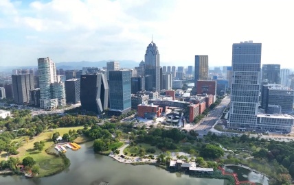        重任在肩，唯有奮斗。近日召開的浙江省新春第一會，主題就是“忠實踐行‘八八戰(zhàn)略’高質(zhì)量發(fā)展建設(shè)共同富裕示范區(qū)”。圍繞目標(biāo)，說了就干、定了就辦、辦就辦好，持續(xù)促進(jìn)經(jīng)濟(jì)穩(wěn)中向好、社會大局和諧穩(wěn)定，干在實處、走在前列、勇立潮頭的浙江正續(xù)寫發(fā)展新篇。【閱讀全文】